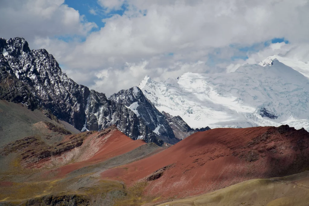Vinicunca Winikunka landscape three colors peru