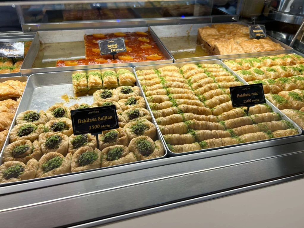 bakllava dessert pastry sweets albania
