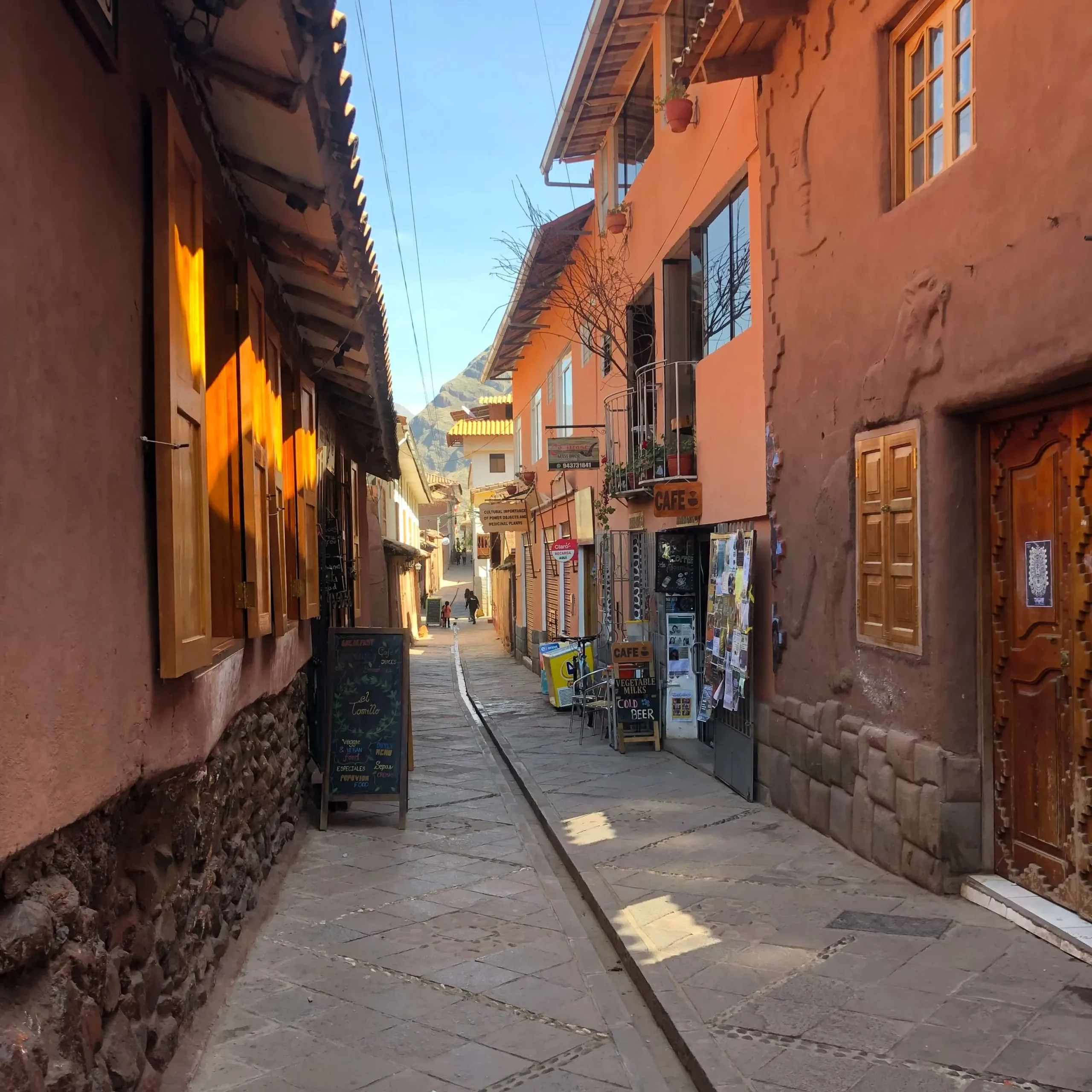 pisac street sacred valley peru