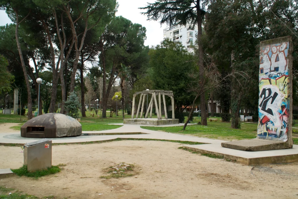 postbllok memorial tirana albania