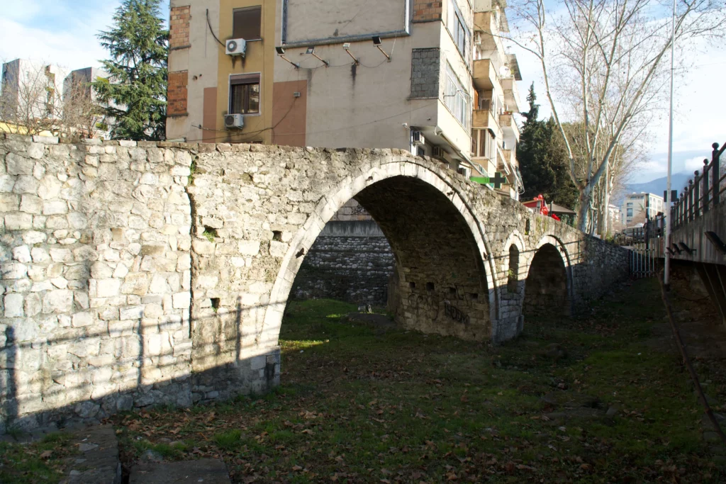 tanners bridge tirana