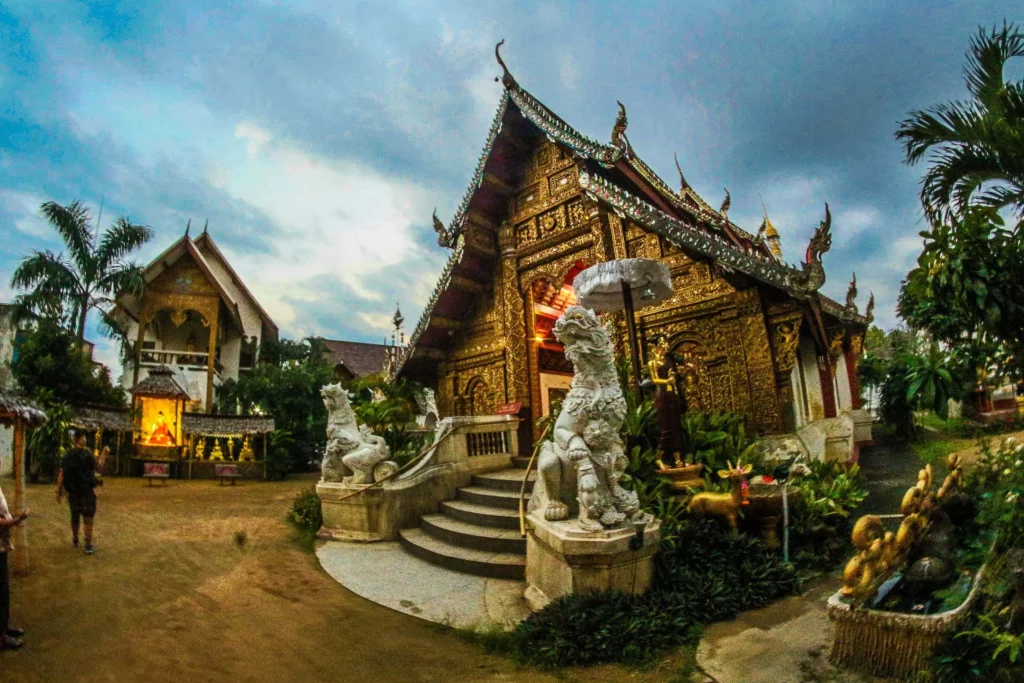 chiang mai thailand temple